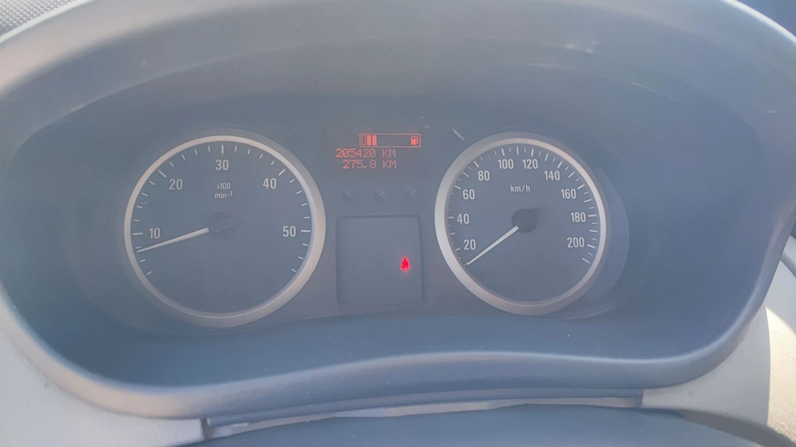 Opel Vivaro 2.0CDTI, снимка 8 - Бусове и автобуси - 54566225