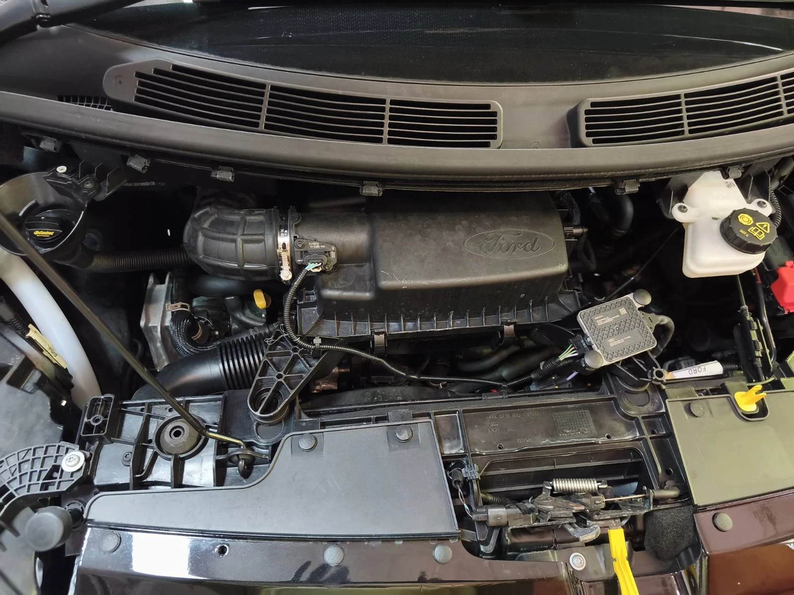 Ford Tourneo Custom Titanium L2, снимка 15 - Бусове и автобуси - 55149109