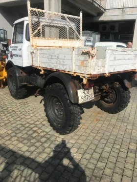     Mercedes-Benz UNIMOG / 