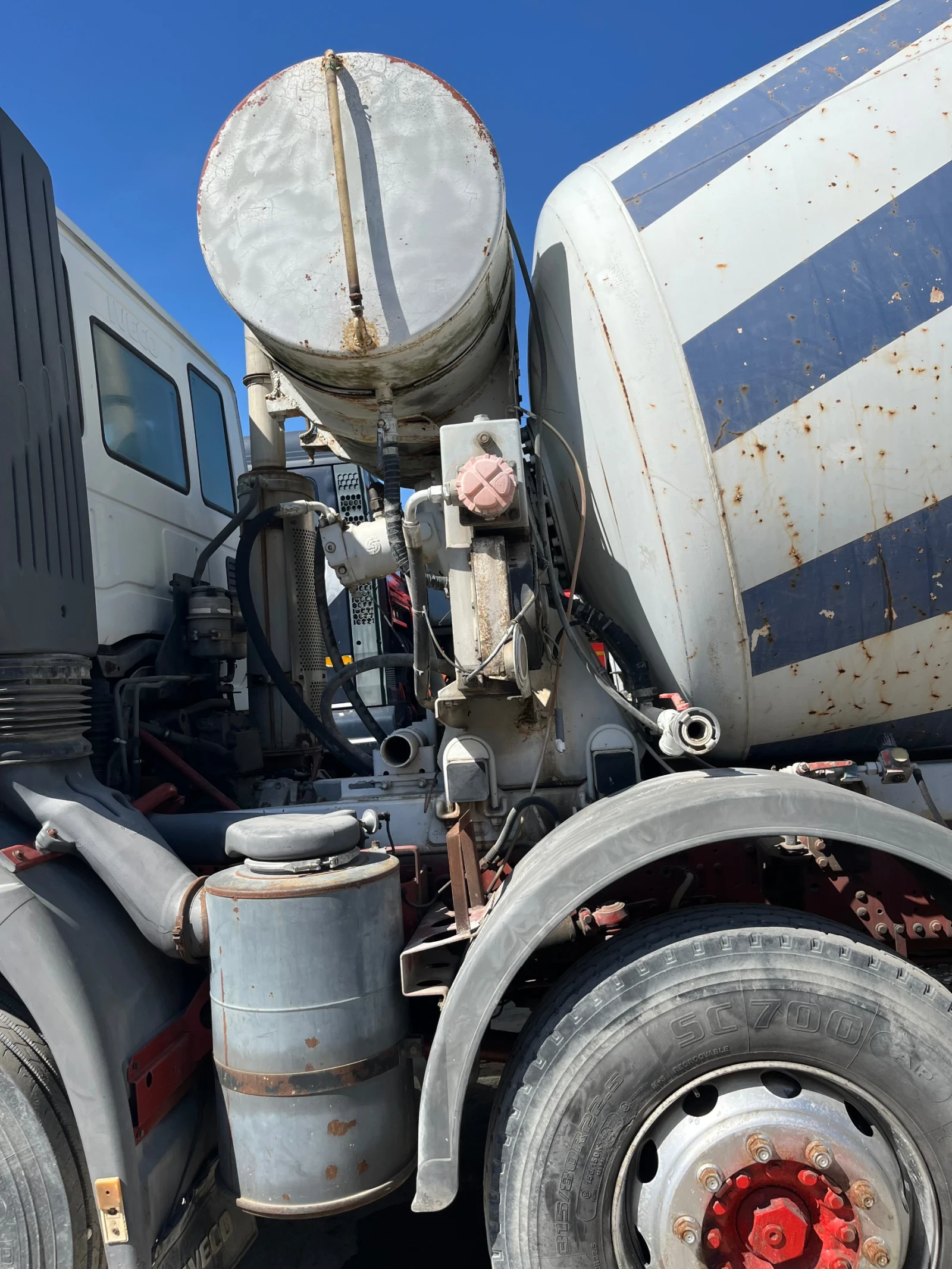 Iveco 340е38 Бетоновоз - изображение 2