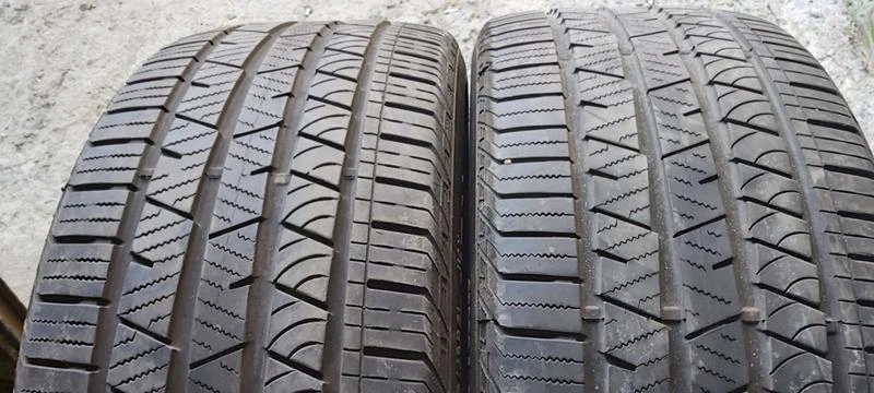 Гуми Всесезонни 275/45R21, снимка 3 - Гуми и джанти - 33966311