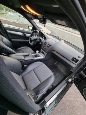Mercedes-Benz C 200 AMG пакет , снимка 12