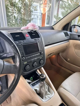 VW Golf | Mobile.bg    7