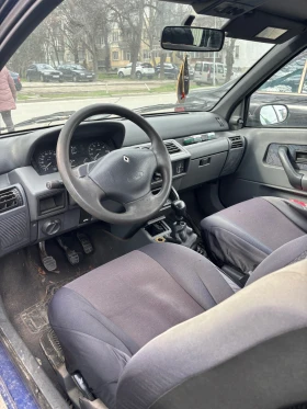 Renault Clio - 650 € / 1271.29 лв. - 93062178 4