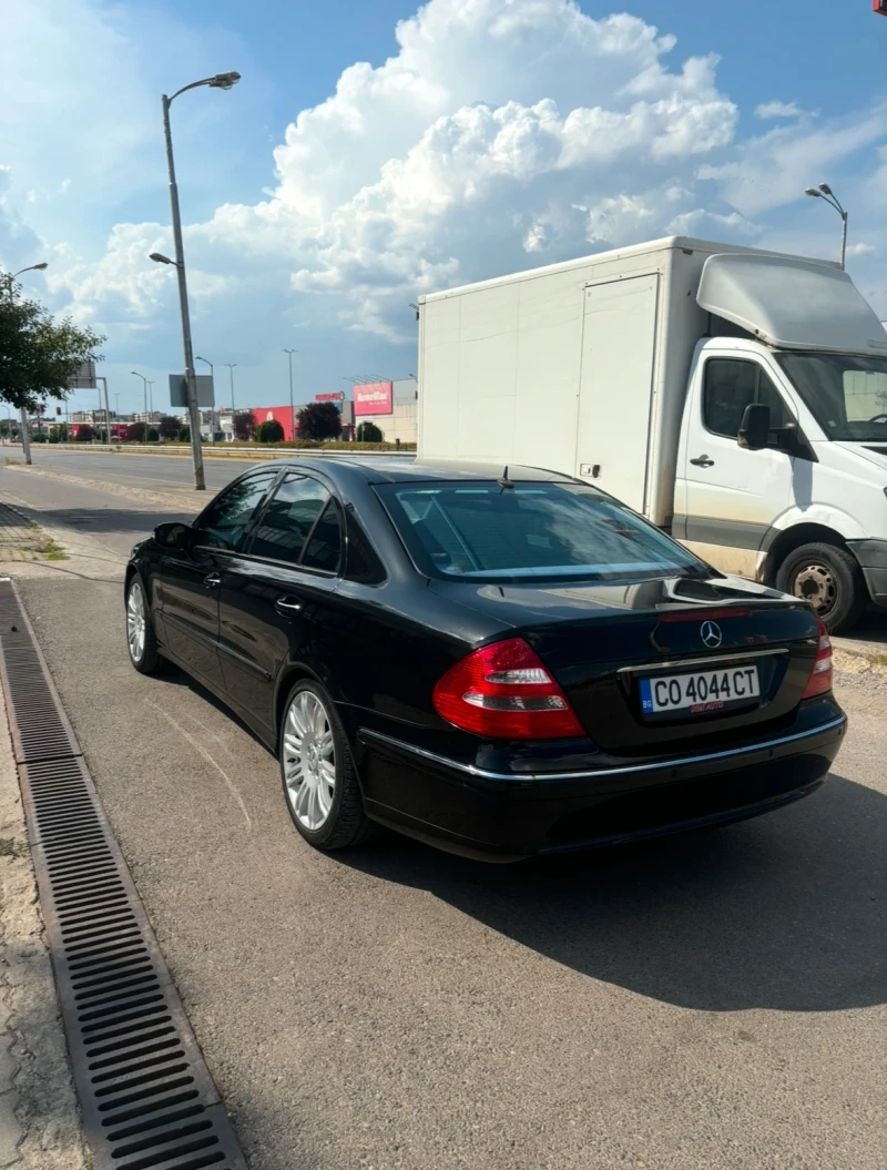 Mercedes-Benz E 320, снимка 2 - Автомобили и джипове - 48349756