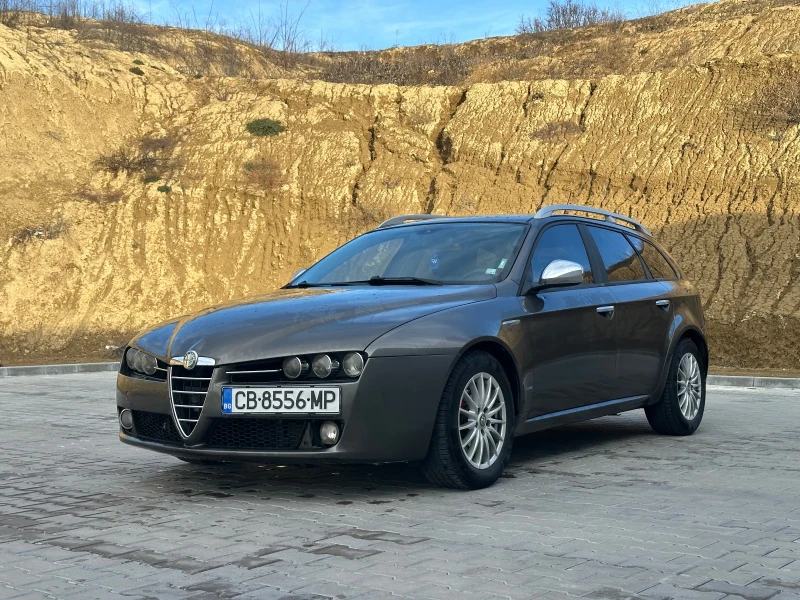 Alfa Romeo 159 sportwagon, снимка 1 - Автомобили и джипове - 48592611