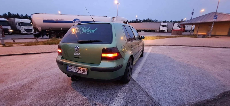 VW Golf, снимка 15 - Автомобили и джипове - 48654419