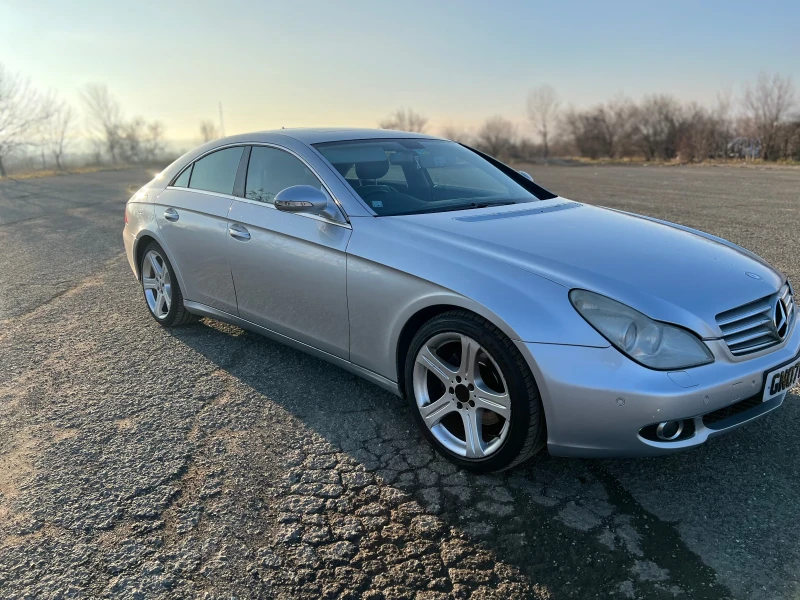 Mercedes-Benz CLS 320 CDI, снимка 2 - Автомобили и джипове - 48772910