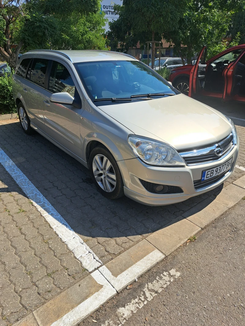 Opel Astra, снимка 11 - Автомобили и джипове - 49228559