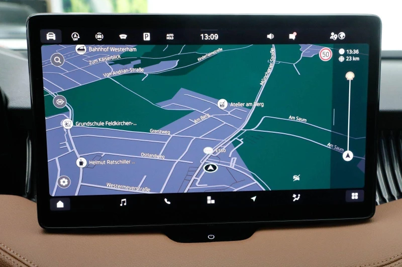 Skoda Superb 2.0TSI* 4WD* SPORT-LINE* DISTR* HEAD-UP* PANO* 360, снимка 12 - Автомобили и джипове - 51210379