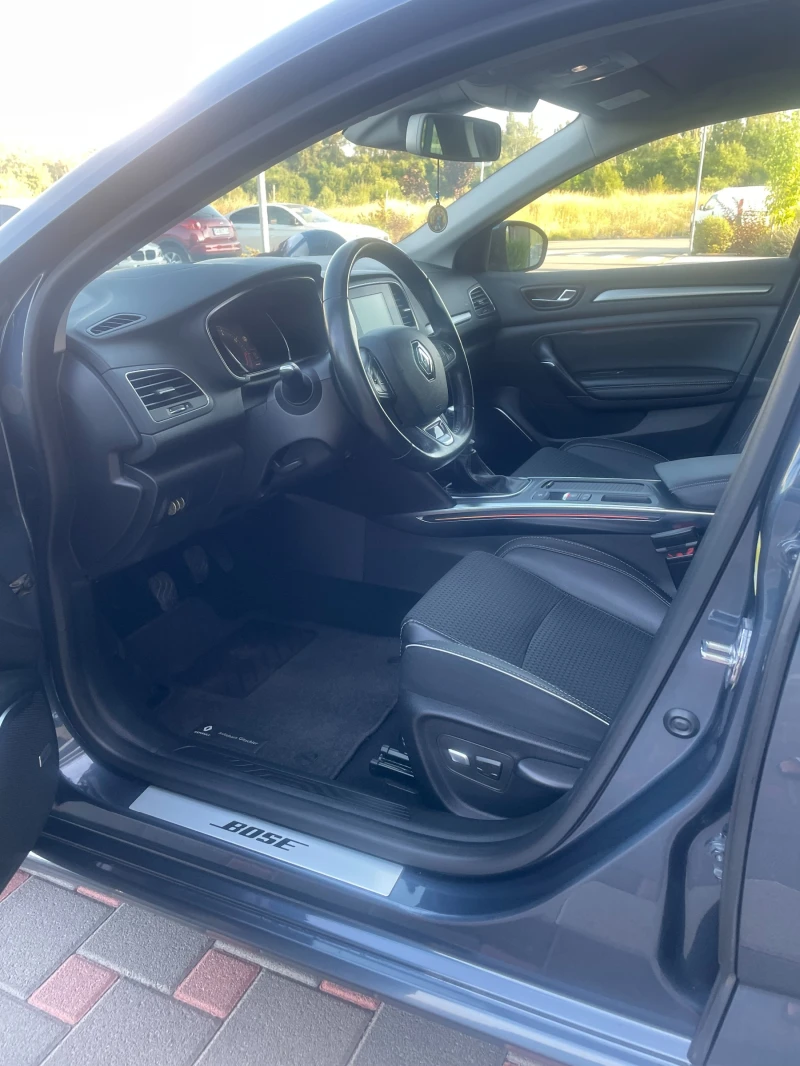 Renault Megane Grandtour , снимка 7 - Автомобили и джипове - 52439852