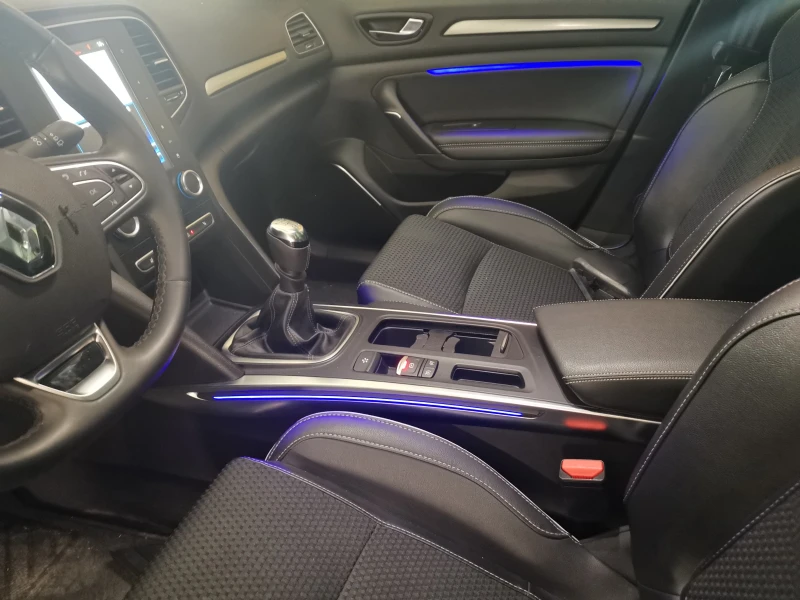 Renault Megane Grandtour , снимка 17 - Автомобили и джипове - 52439852