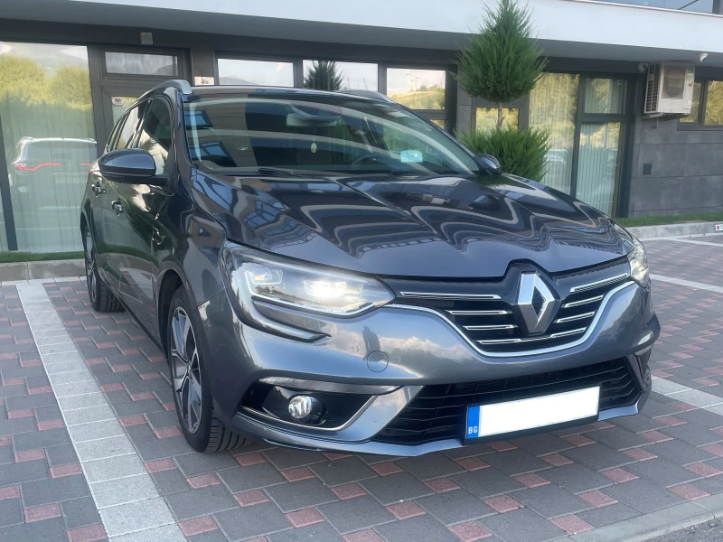 Renault Megane Grandtour , снимка 6 - Автомобили и джипове - 52439852