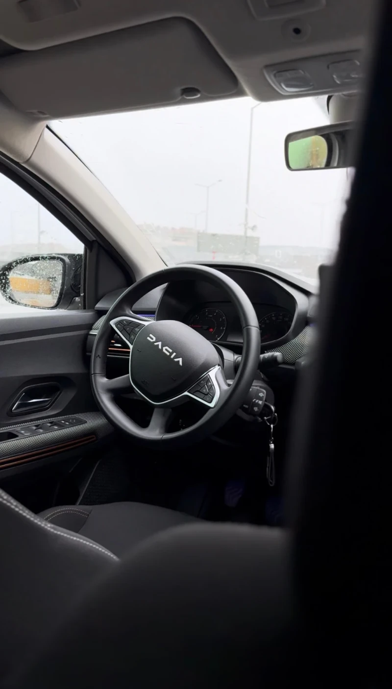 Dacia Sandero Stepway, снимка 2 - Автомобили и джипове - 53053484