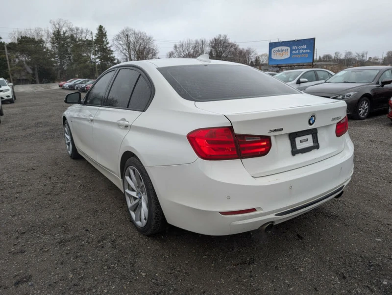 BMW 335 XDRIVE| SAT| HARMAN/KARDON| КАМЕРА, снимка 6 - Автомобили и джипове - 53213009