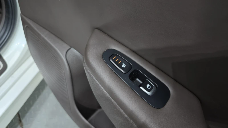 Kia Stinger 2.0T 2WD PLATINUM autogeorge.com, снимка 17 - Автомобили и джипове - 53260990