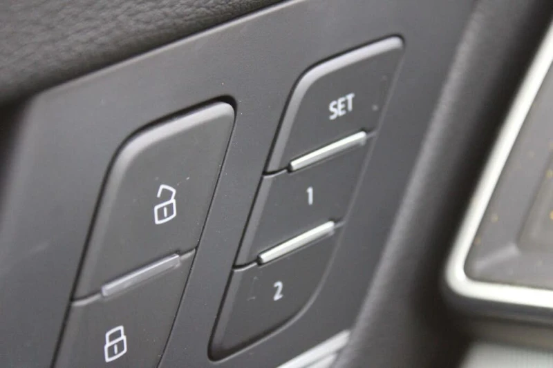 Audi Q5 TFSI 45 * PROGRESSIV * АвтоКредит * (ЦЕНА ДО БГ), снимка 15 - Автомобили и джипове - 53276789