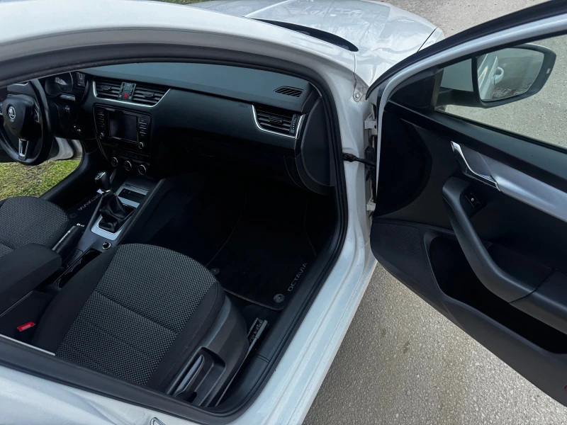Skoda Octavia 2.0TDI-150* KLIMA* NAVI* , снимка 11 - Автомобили и джипове - 53598529