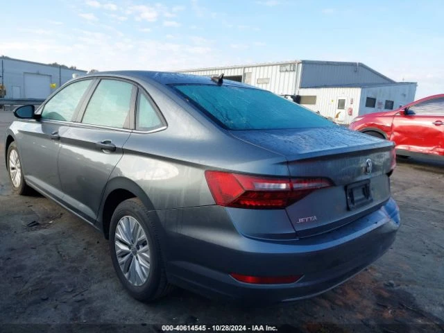 VW Jetta 1.4T S, снимка 3 - Автомобили и джипове - 48379872