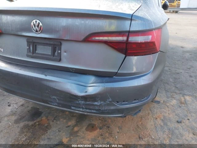 VW Jetta 1.4T S, снимка 7 - Автомобили и джипове - 48379872