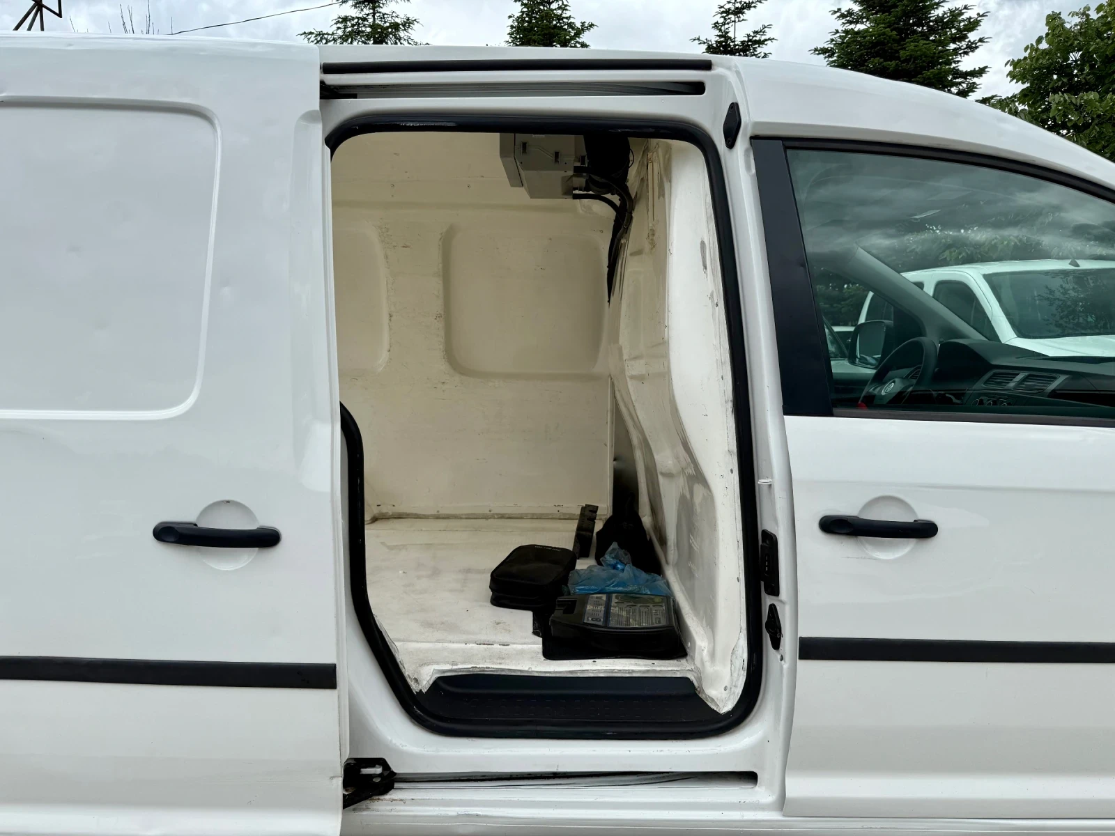 VW Caddy 1.4 TGI EcoGas MAXI Termo | Mobile.bg   16