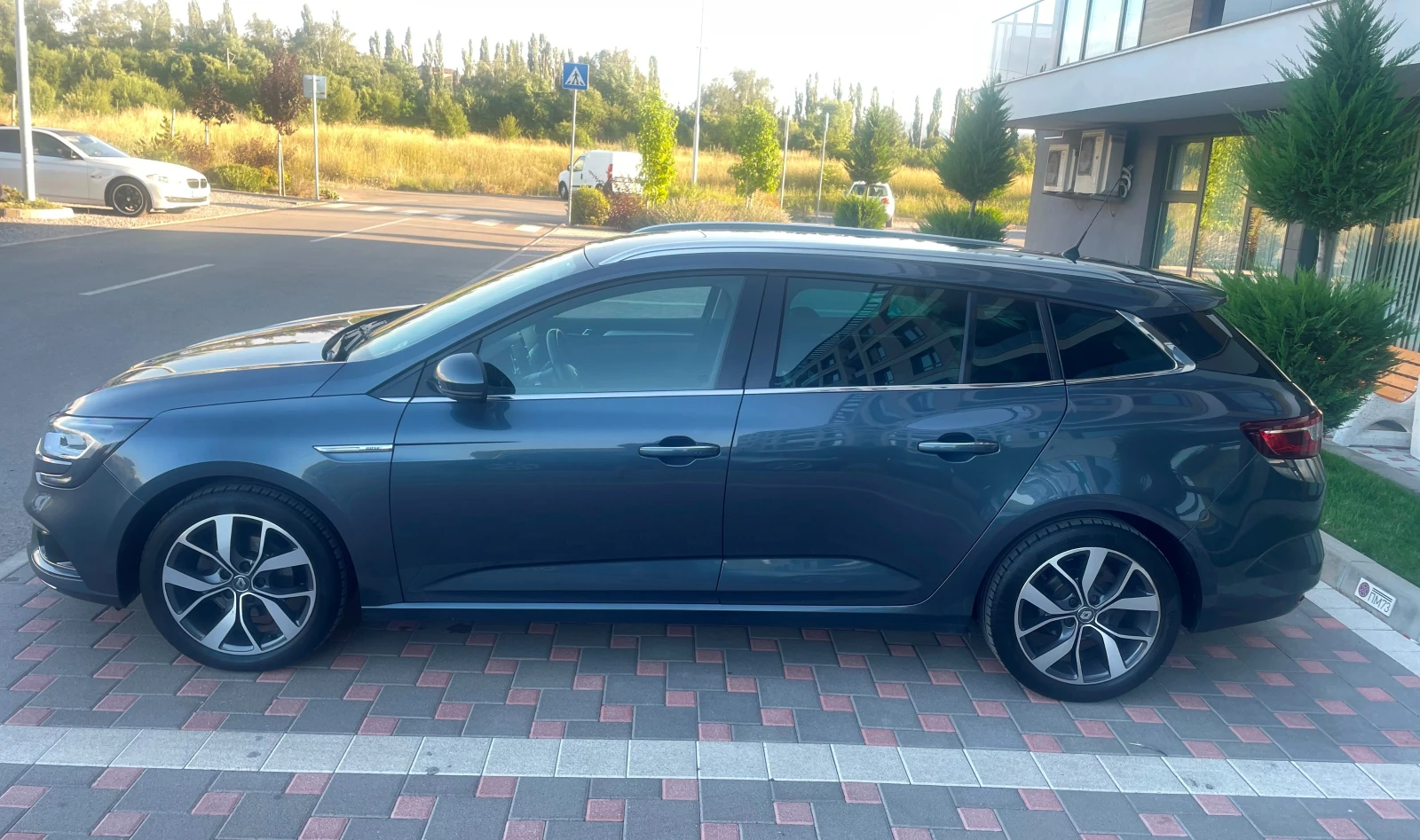 Renault Megane Grandtour  - изображение 5