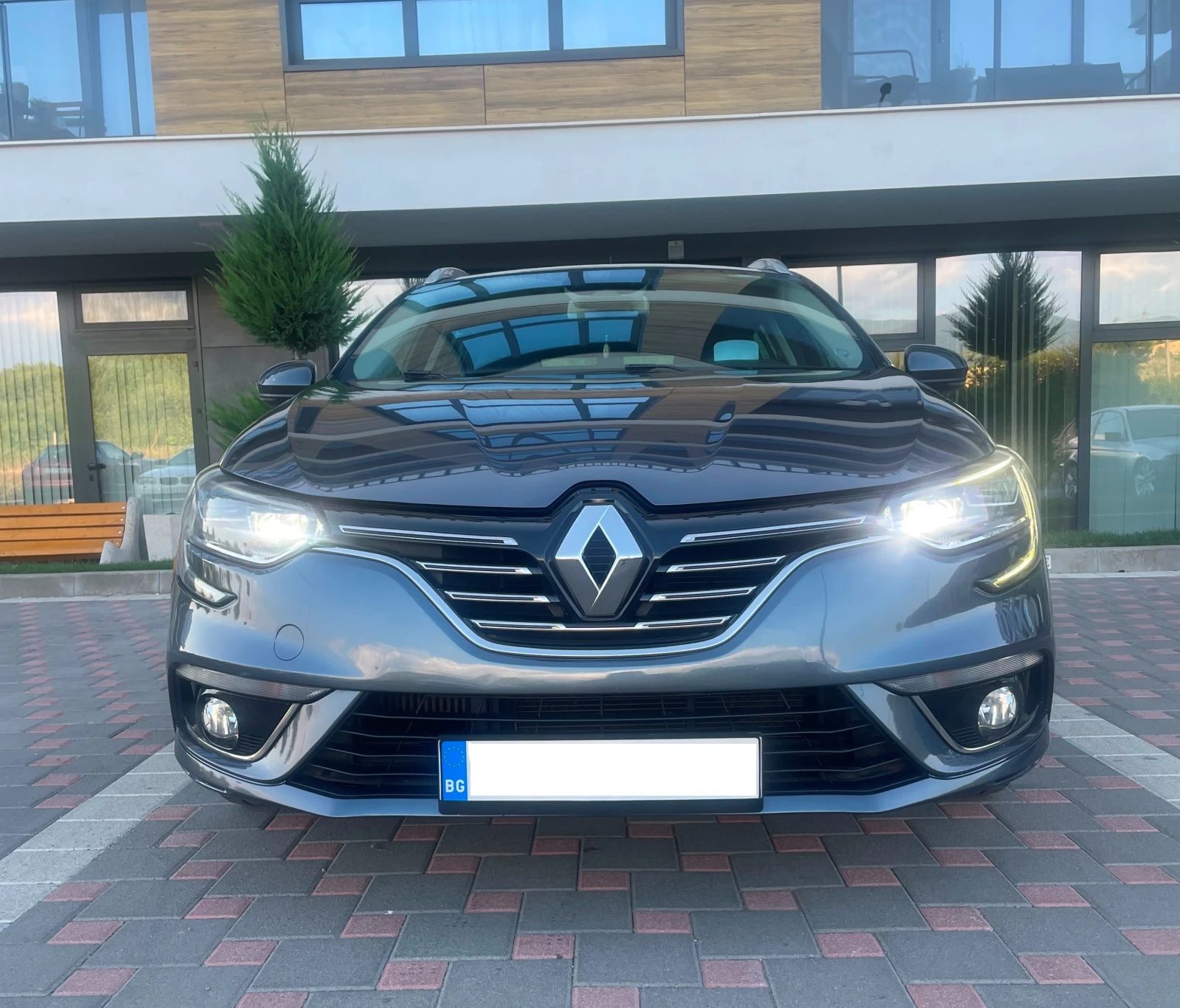 Renault Megane Grandtour  - изображение 2