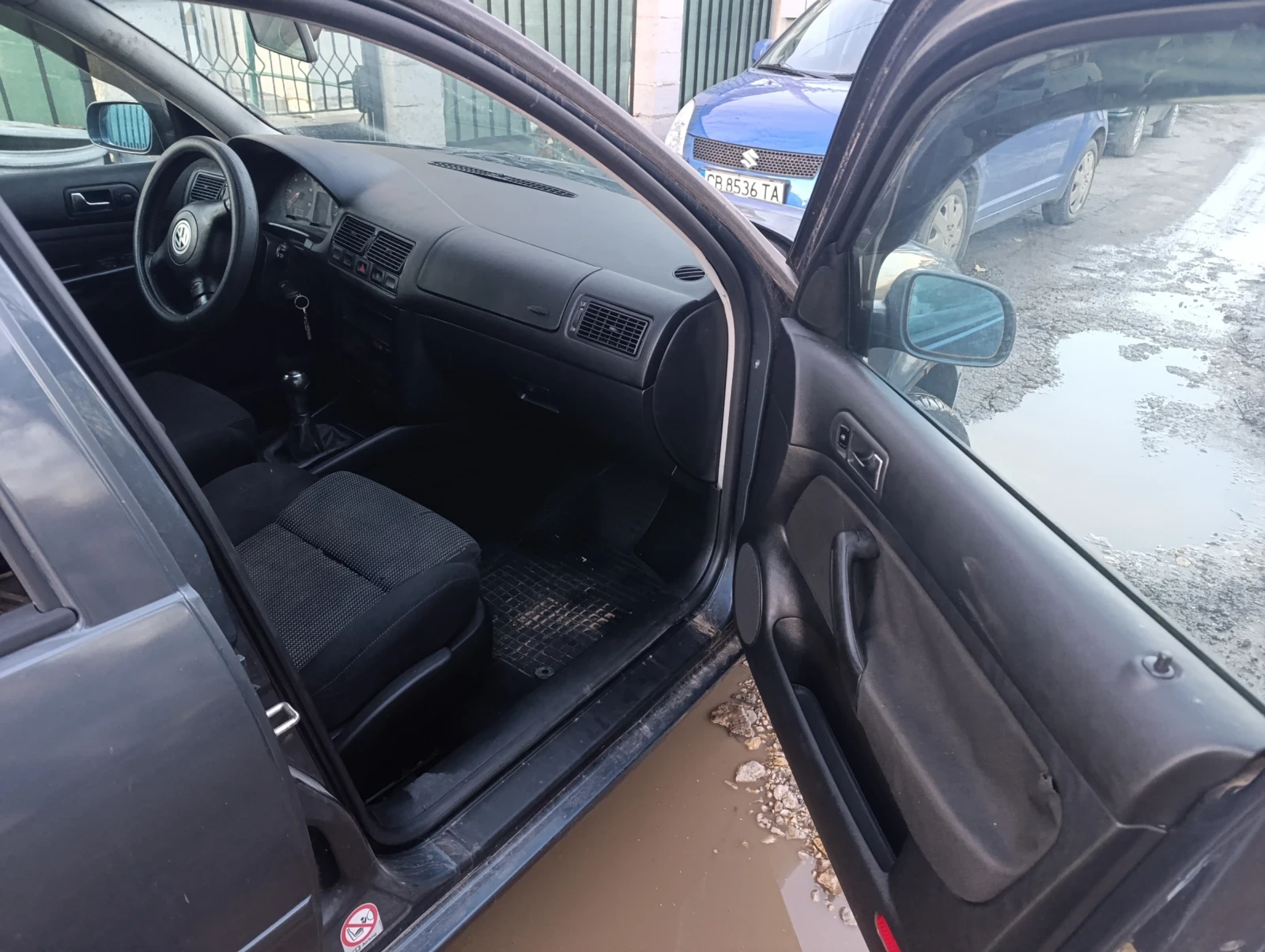 VW Golf  - изображение 10