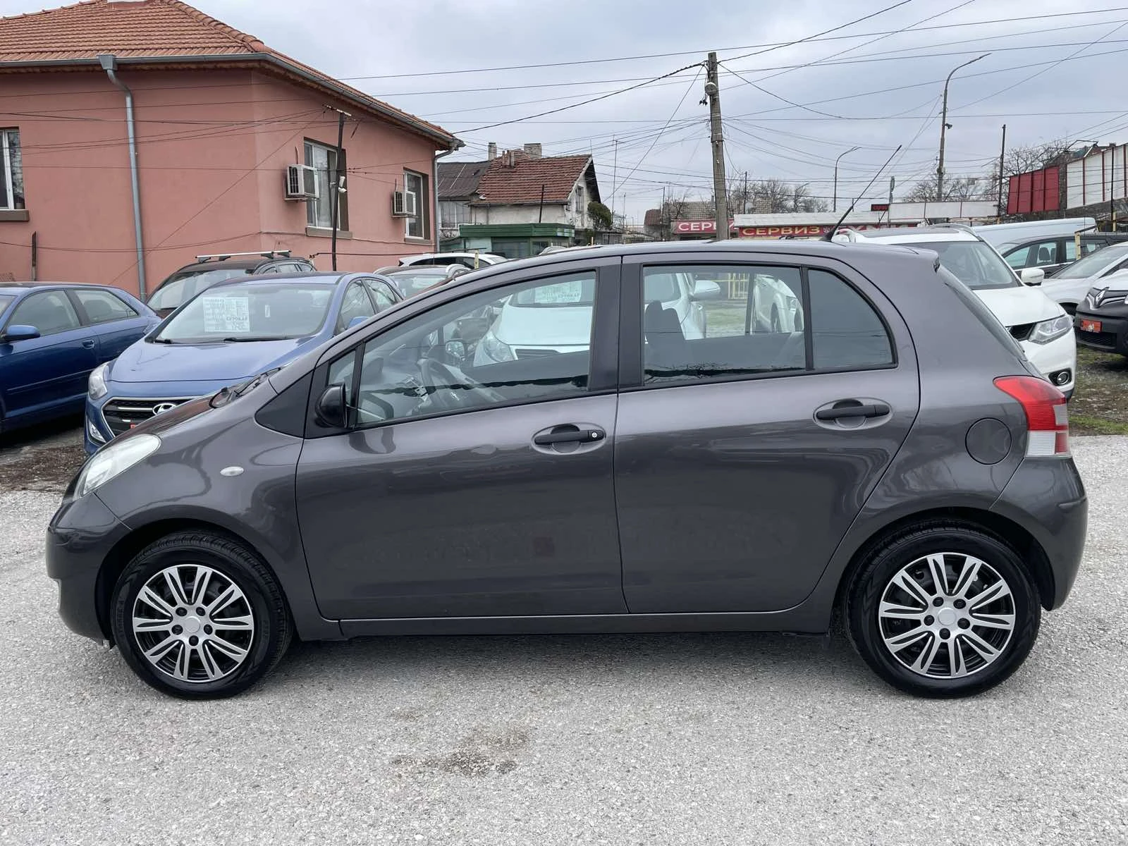 Toyota Yaris 1.0i-GPL-FACE.-ЛИЗИНГ - изображение 8