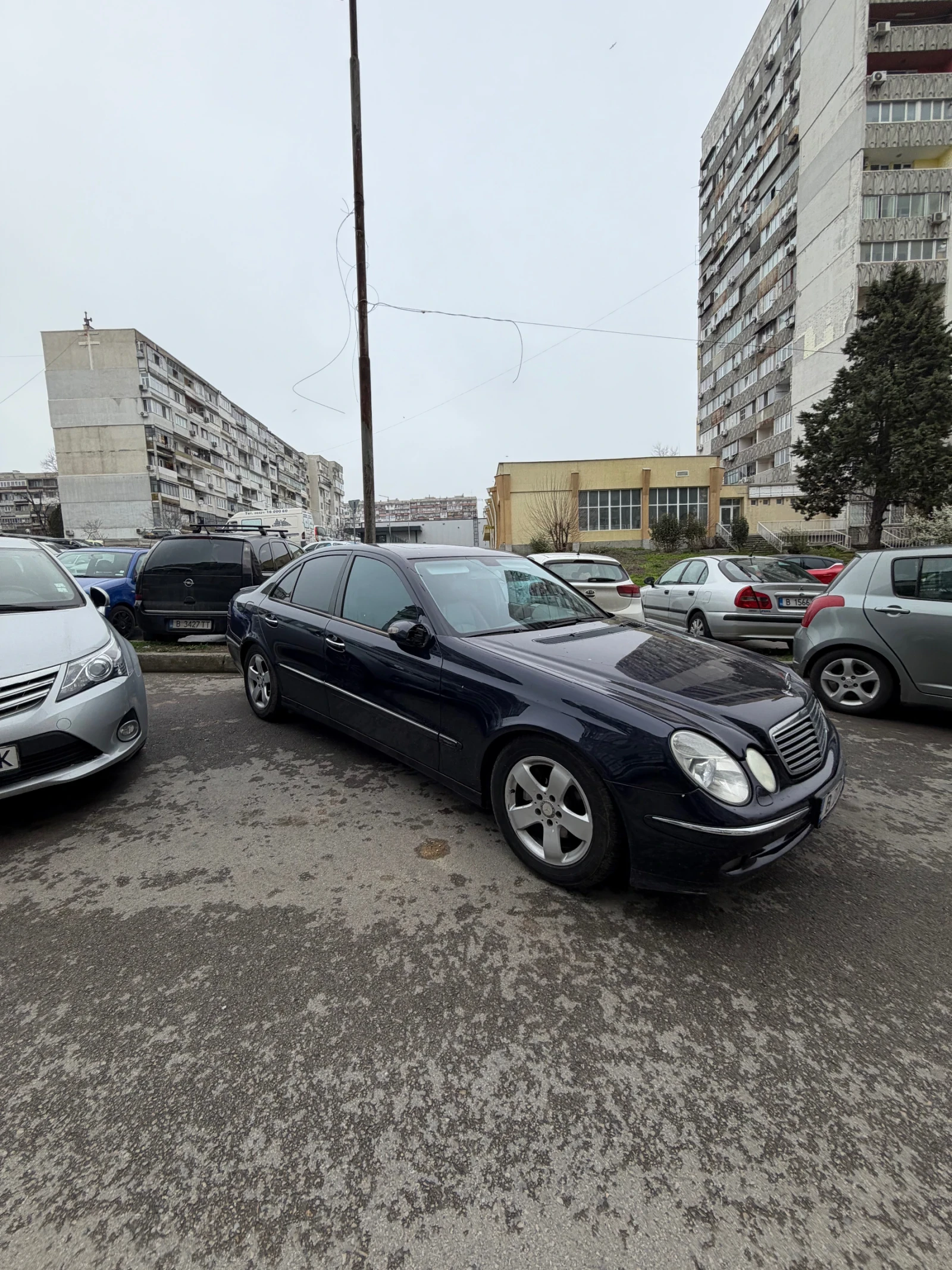 Mercedes-Benz E 280 CDI, снимка 2 - Автомобили и джипове - 54252322