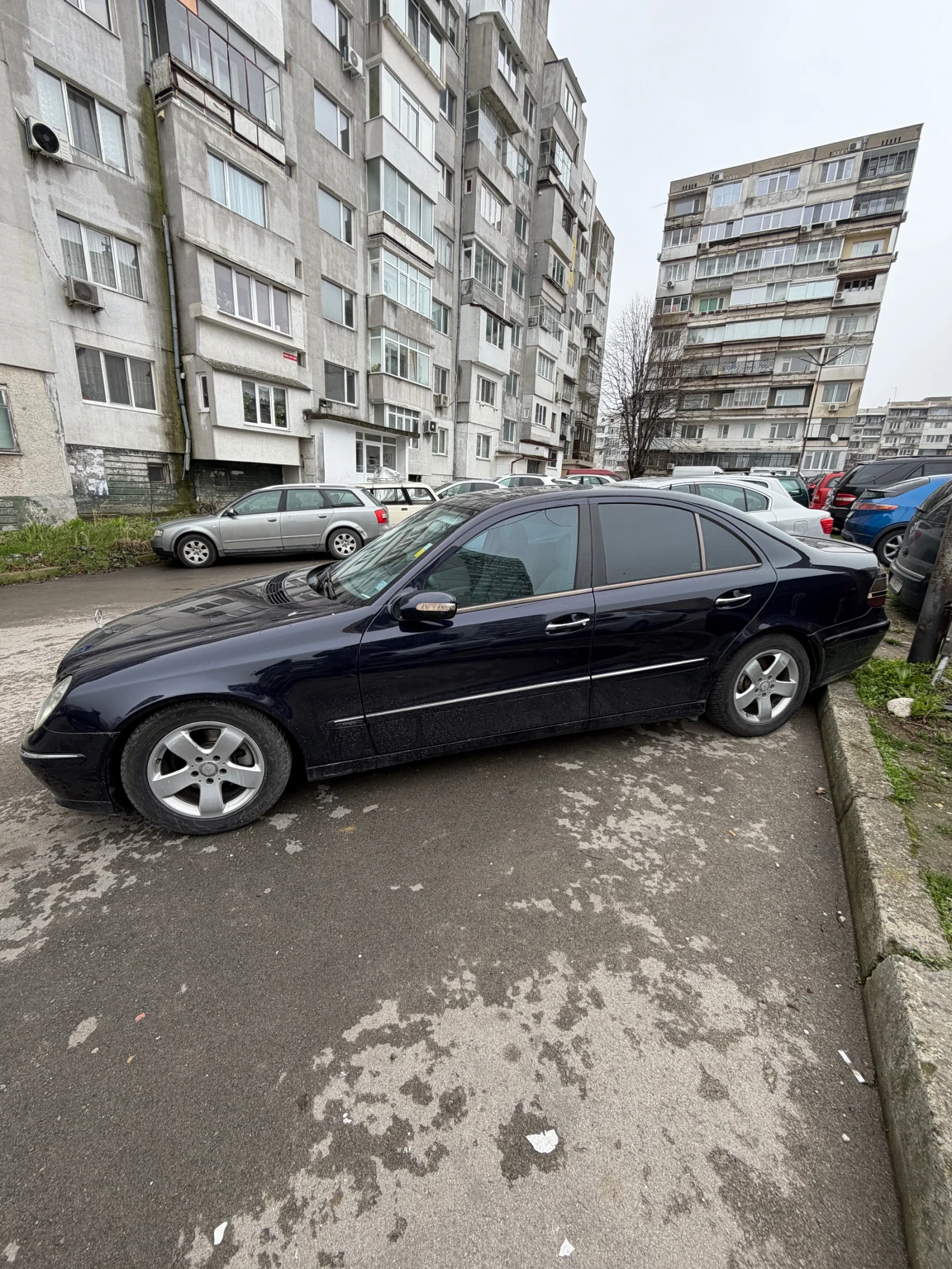 Mercedes-Benz E 280 CDI, снимка 4 - Автомобили и джипове - 54252322