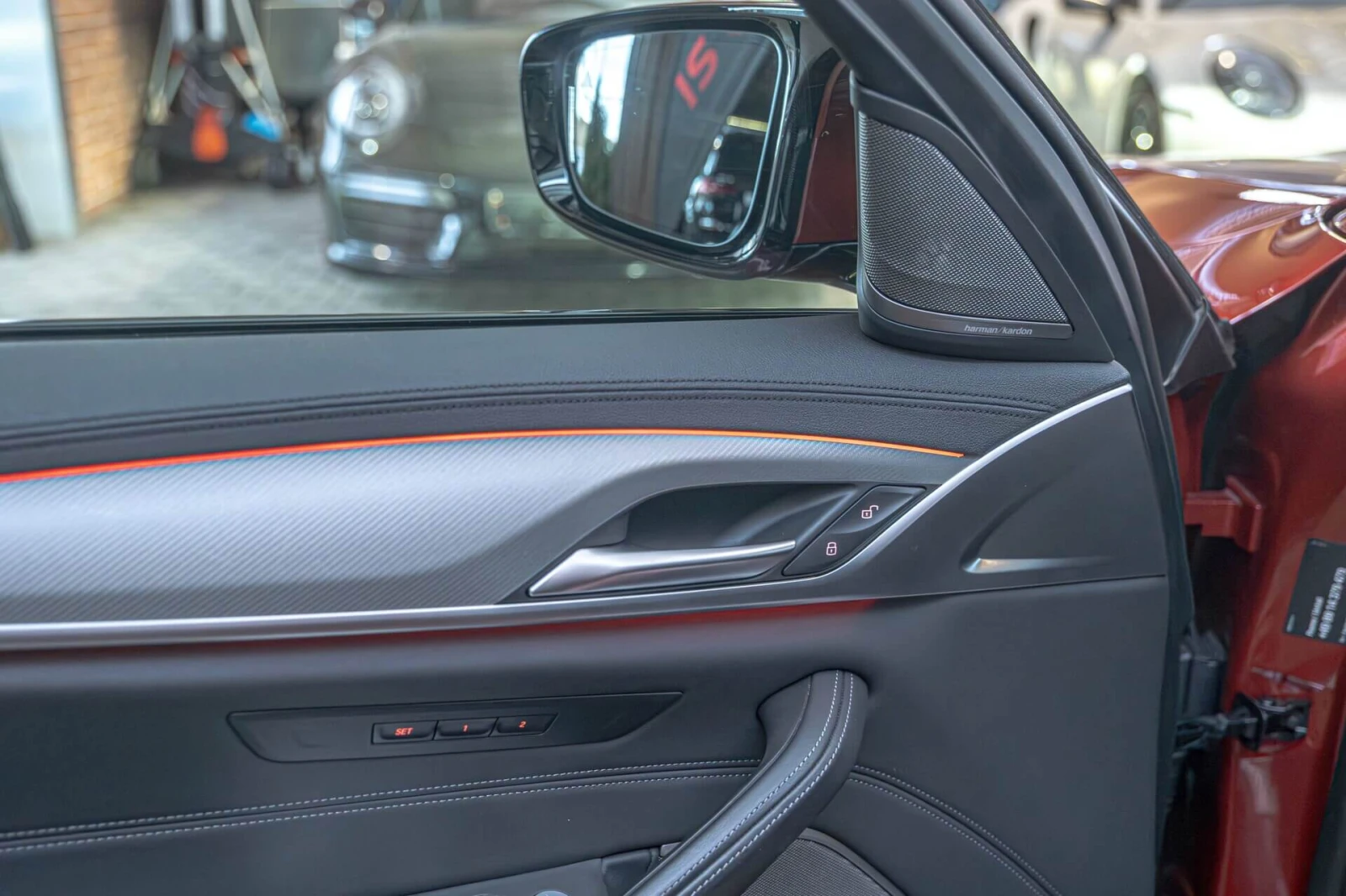 BMW M5 xDrive/HuD/Harman Kardon/Soft Close/Ambient/Камера - изображение 9