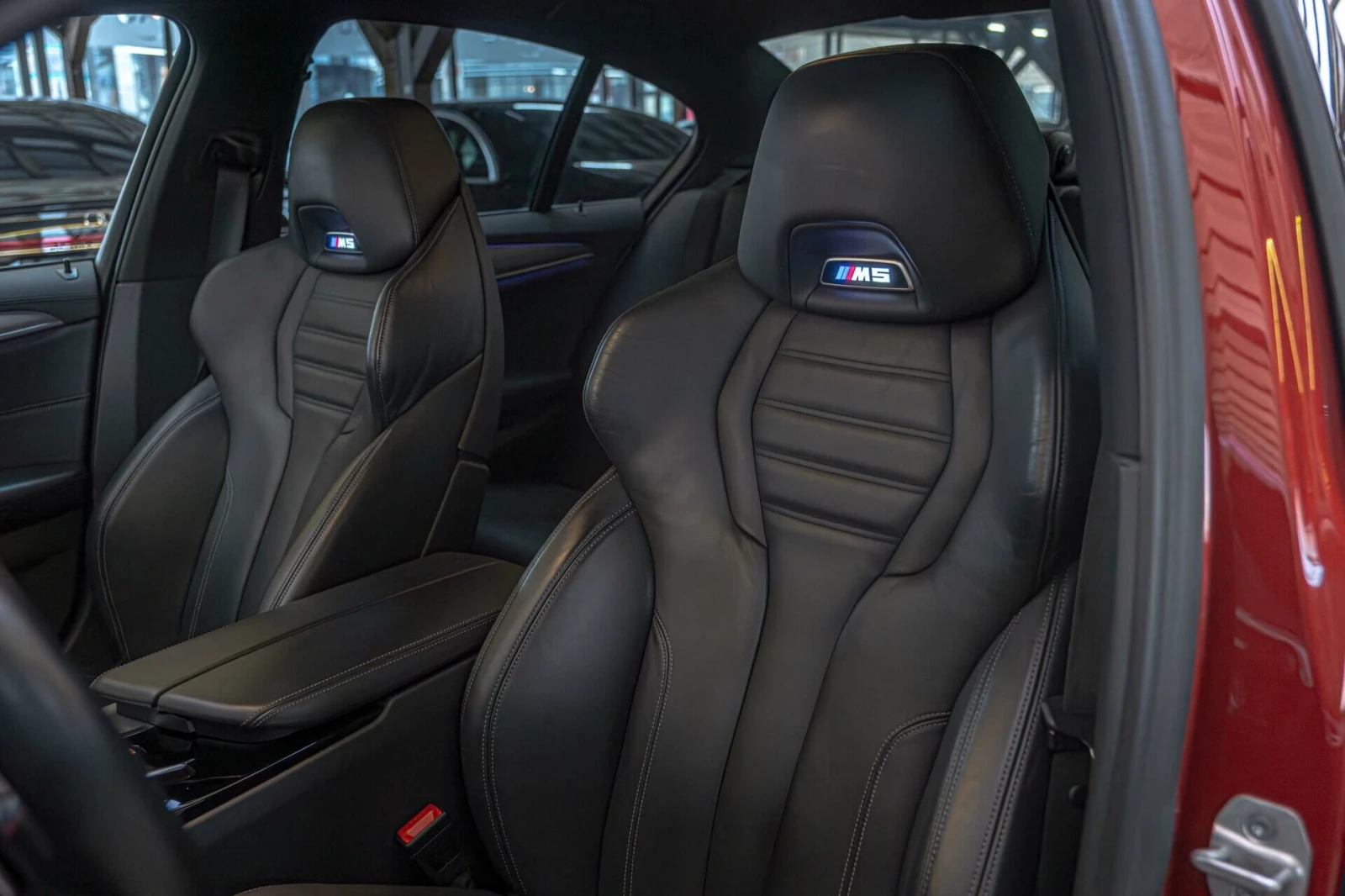 BMW M5 xDrive/HuD/Harman Kardon/Soft Close/Ambient/Камера - изображение 7