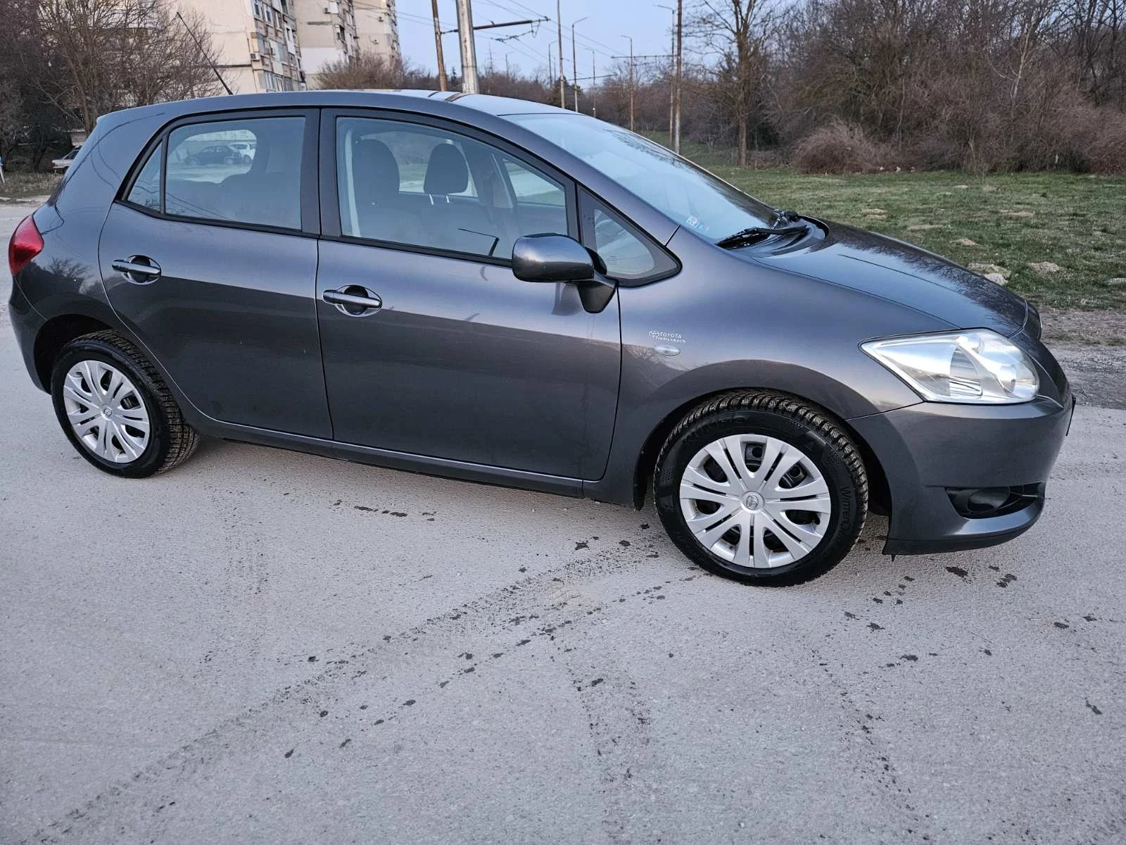 Toyota Auris 2.0 126к.с.
