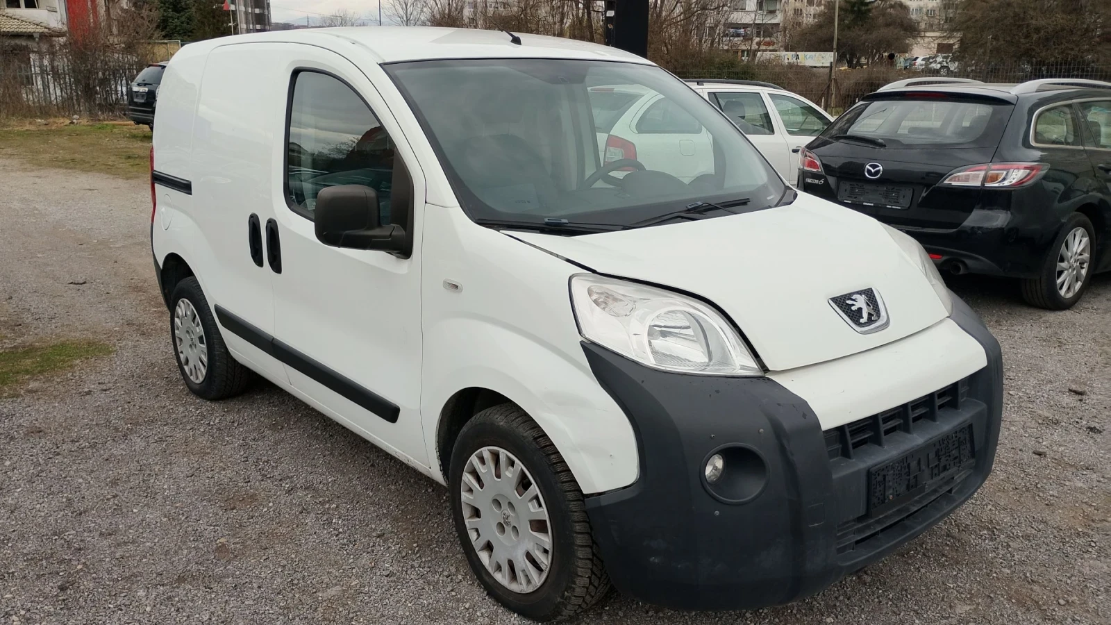 Peugeot Bipper 1.3 д хладилен, снимка 3 - Автомобили и джипове - 53925575