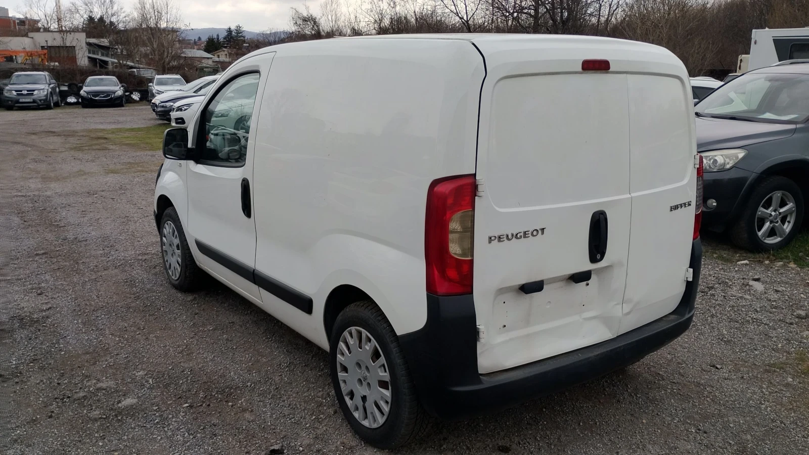 Peugeot Bipper 1.3 д хладилен, снимка 5 - Автомобили и джипове - 53925575