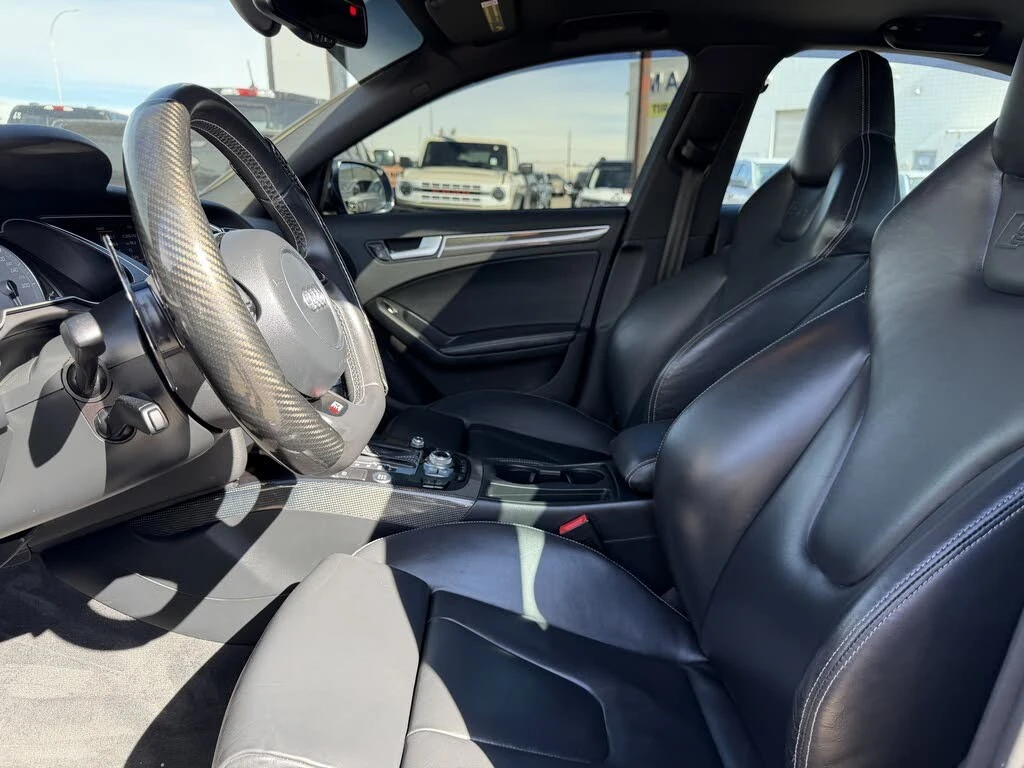 Audi S4 3.0Т* Premium* AвтоКредит * (ЦЕНА ДО БГ), снимка 12 - Автомобили и джипове - 54003015