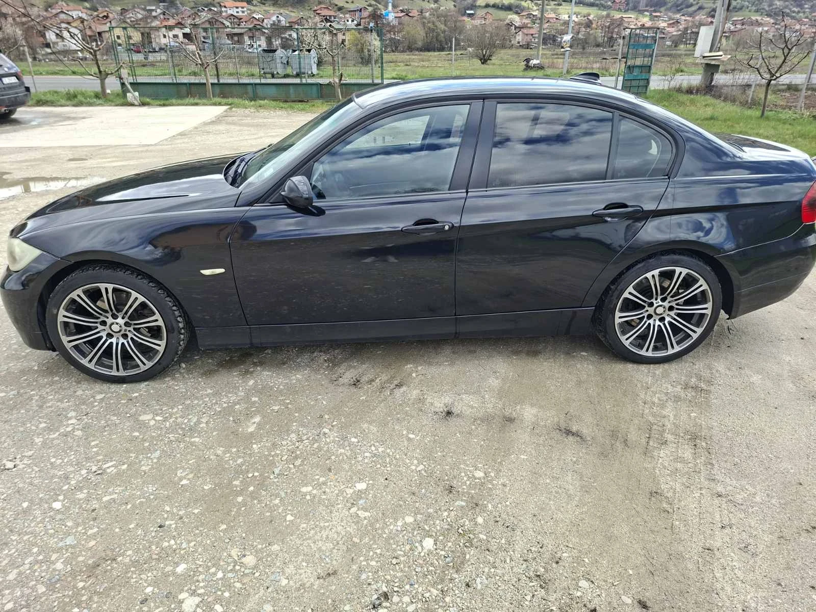 BMW 320, снимка 10 - Автомобили и джипове - 54089040
