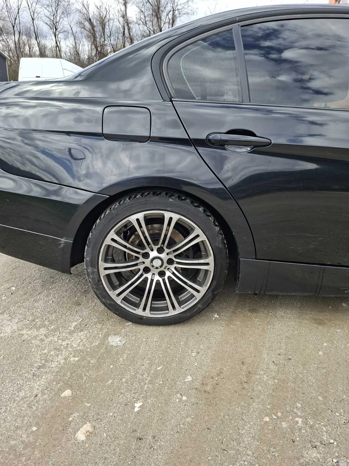 BMW 320, снимка 8 - Автомобили и джипове - 54089040