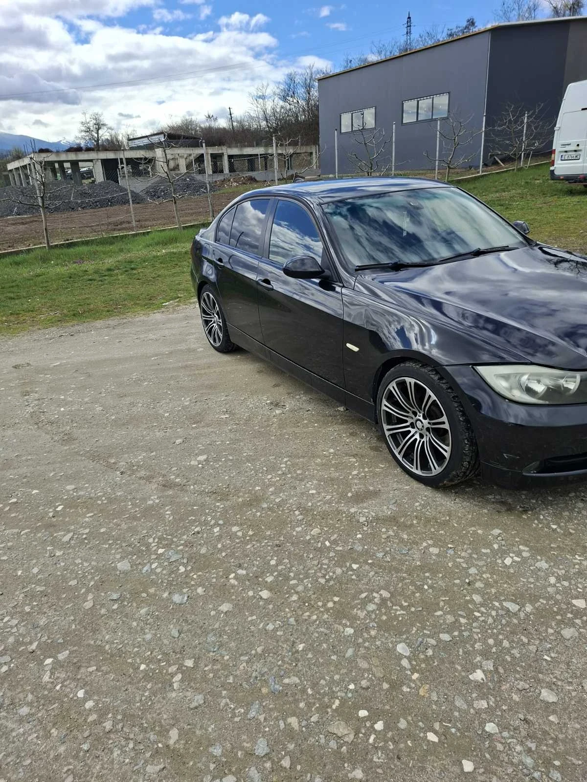 BMW 320, снимка 4 - Автомобили и джипове - 54089040