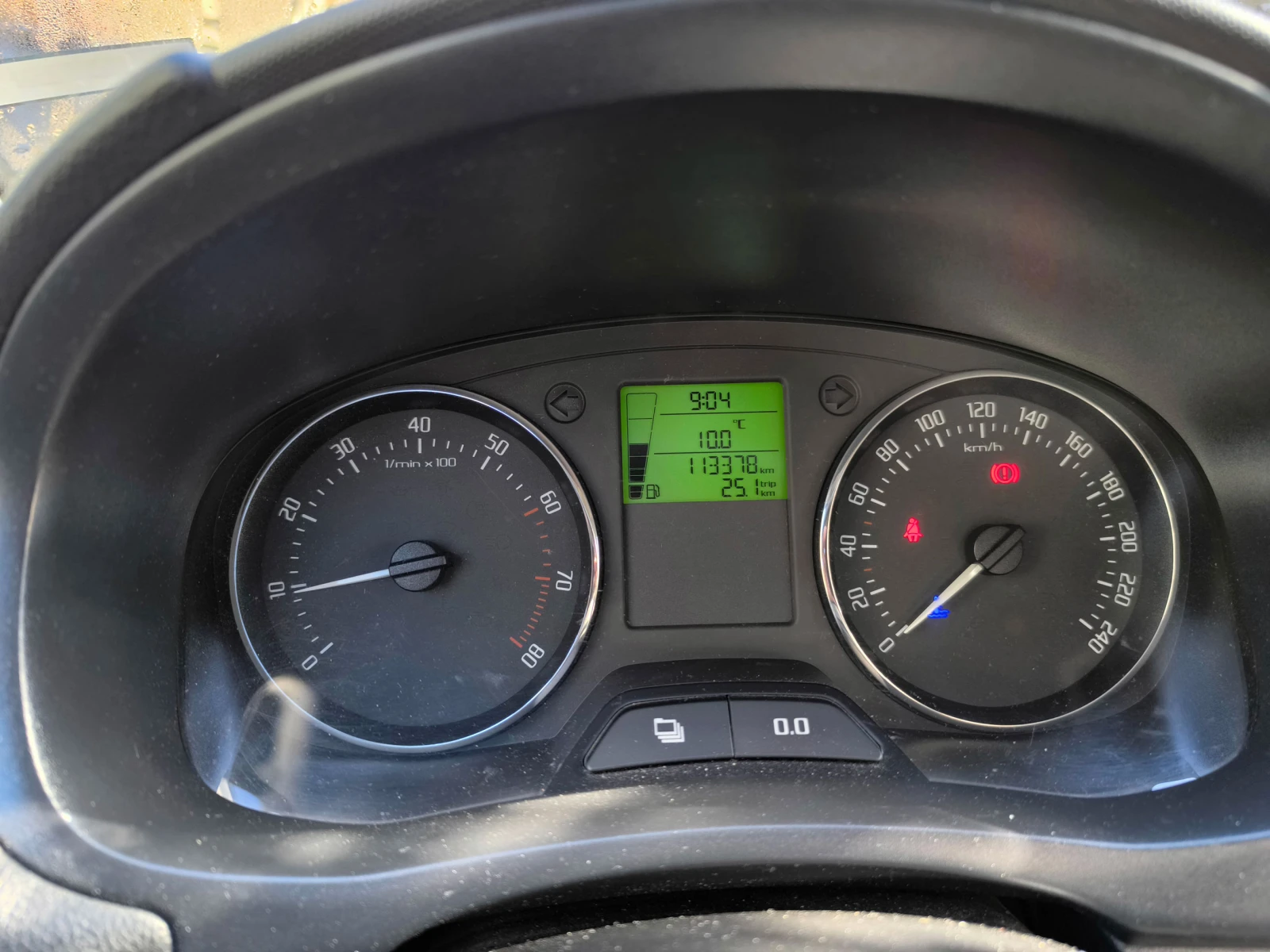 Skoda Fabia 1.2 TSI, снимка 10 - Автомобили и джипове - 54139230