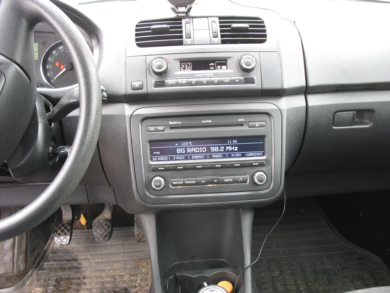 Skoda Fabia 1.2 TSI, снимка 9 - Автомобили и джипове - 54139230