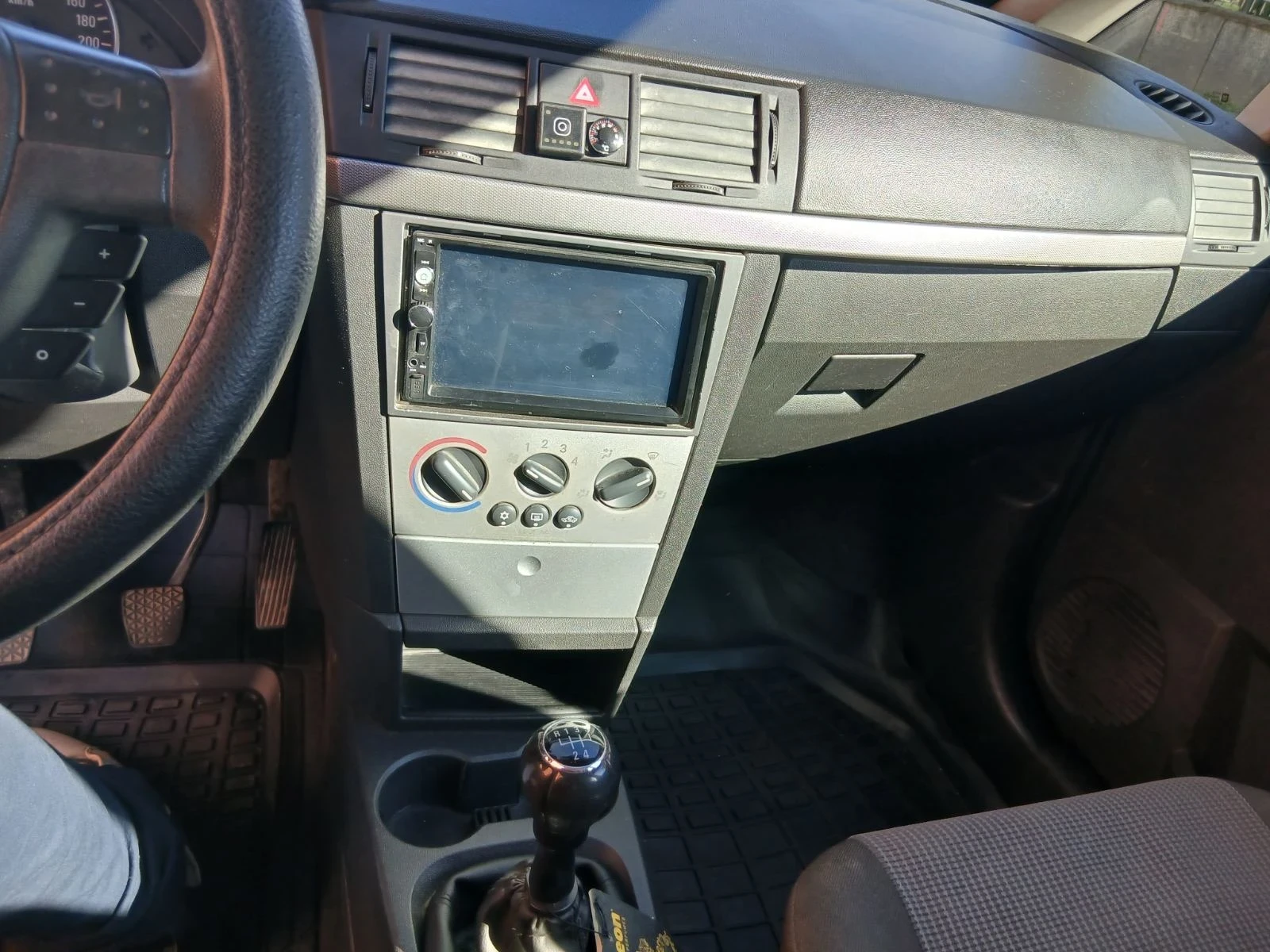 Opel Meriva 1.6i * ГАЗ* , снимка 7 - Автомобили и джипове - 54315384