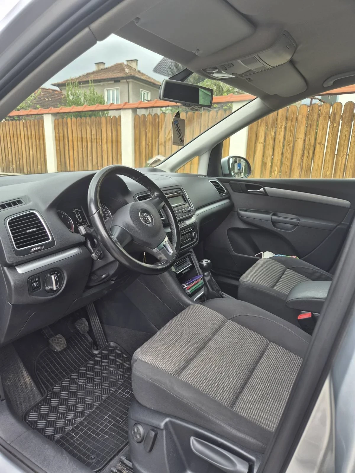 VW Sharan 2.0 TDI, снимка 11 - Автомобили и джипове - 54485542