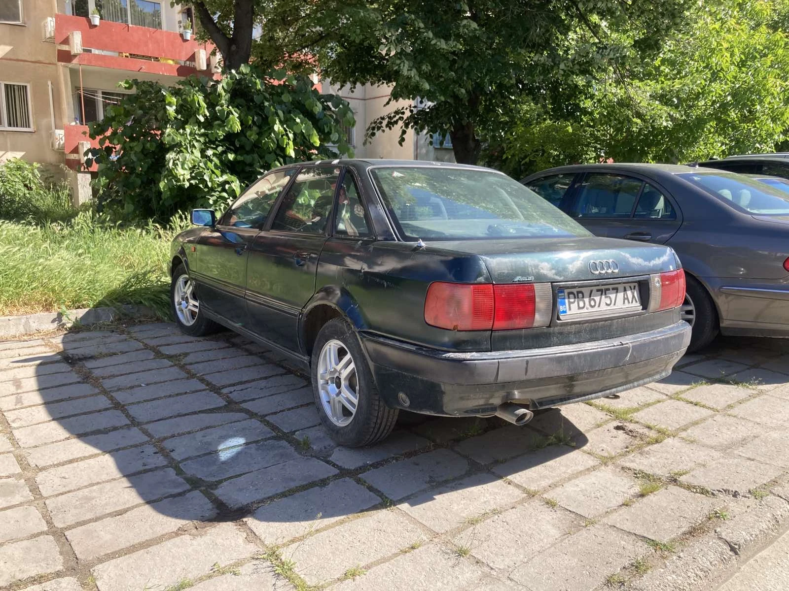 Audi 80 1.6 Бензин Газова Уредба, снимка 3 - Автомобили и джипове - 54612539