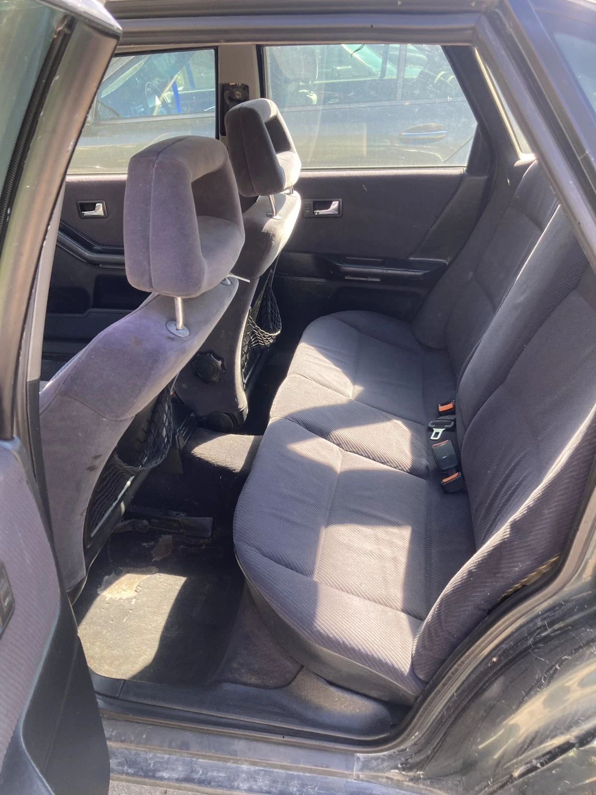 Audi 80 1.6 Бензин Газова Уредба, снимка 10 - Автомобили и джипове - 54612539