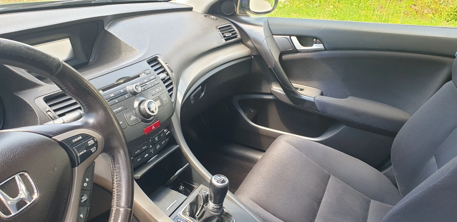 Honda Accord 2.0i, снимка 8 - Автомобили и джипове - 54700888