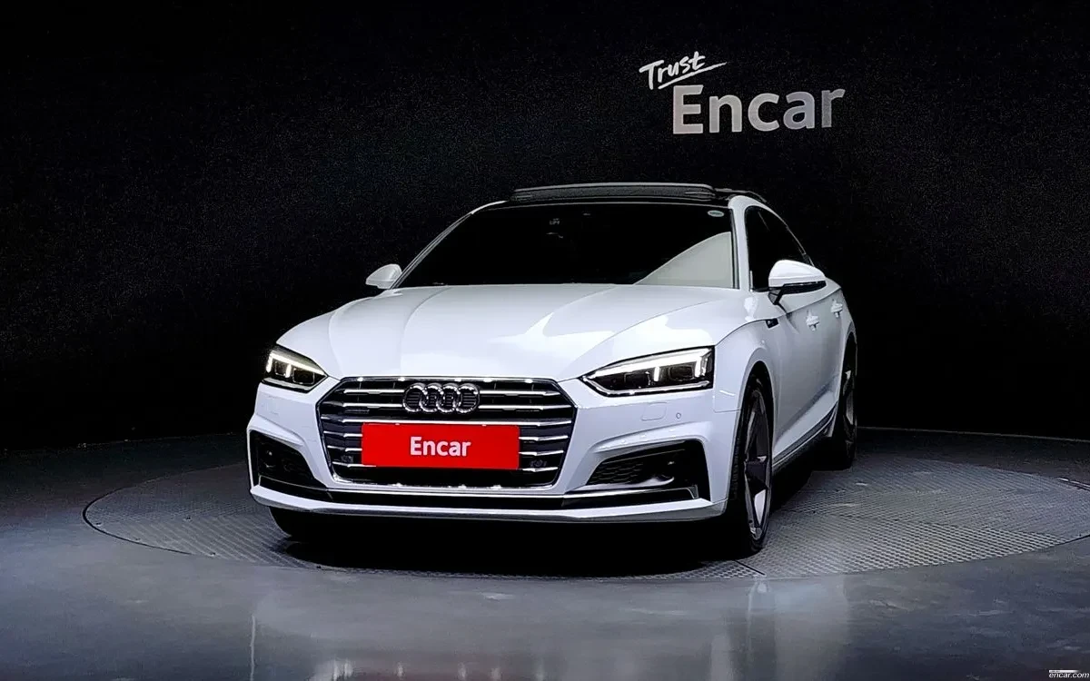 Audi A5 3.0 45TFSI Quattro Sportback, Distronic, HeadUp, П, снимка 3 - Автомобили и джипове - 54836103