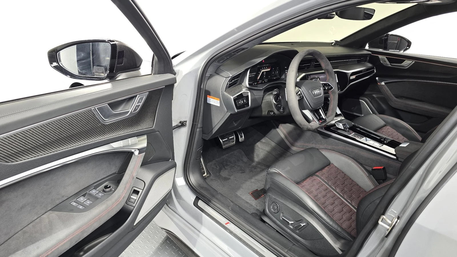 Audi Rs6 ЛЮК* HUD* 360* KEYLESS* ПОДГРЕВ ВОЛАН* КРАЙНА ЦЕНА, снимка 10 - Автомобили и джипове - 55336574