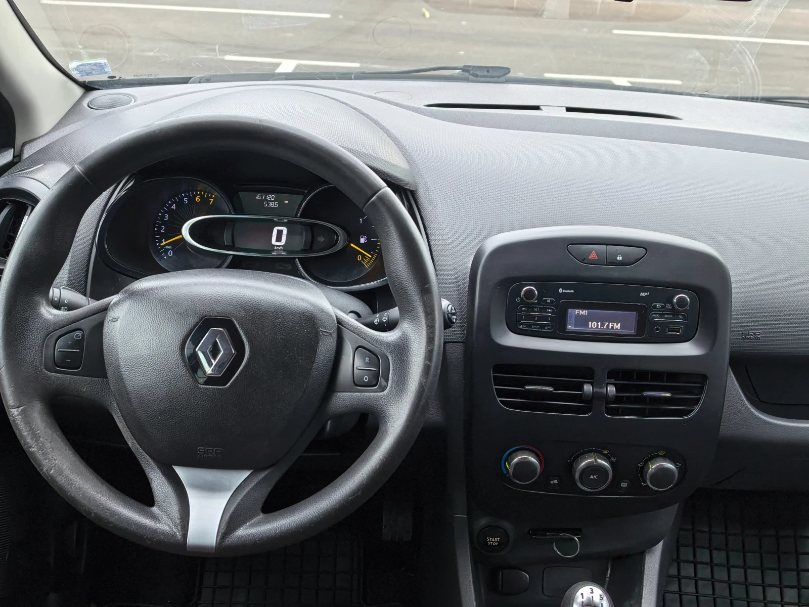 Renault Clio 1.2i, 163 000 km!!!!, снимка 12 - Автомобили и джипове - 55355077